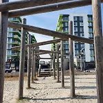 Seaside - Pool & *