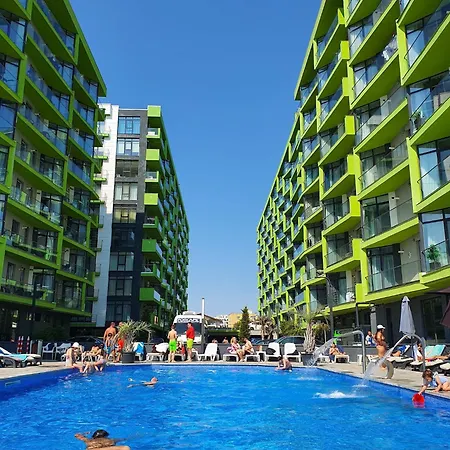Seaside - Pool & Năvodari