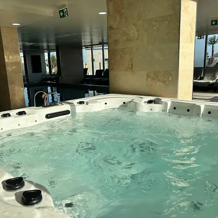 Seaside - Pool & Appartement *