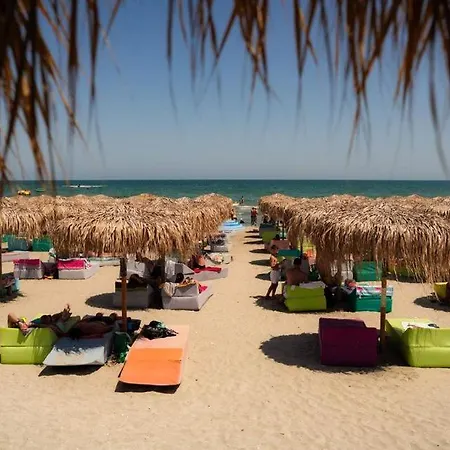 Seaside - Pool & דירה