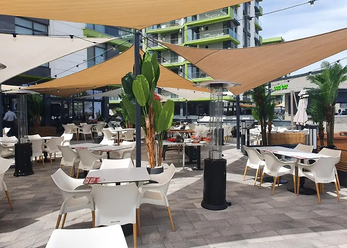 Seaside - Pool & * Năvodari