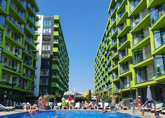 Seaside - Pool & Năvodari