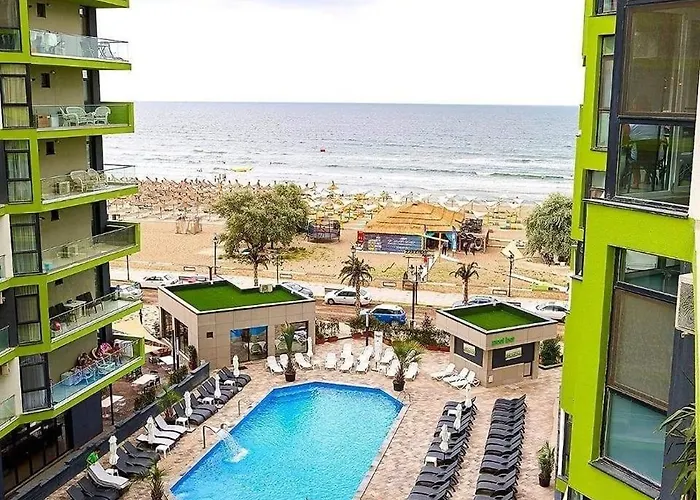 Seaside - Pool & Lejlighed *