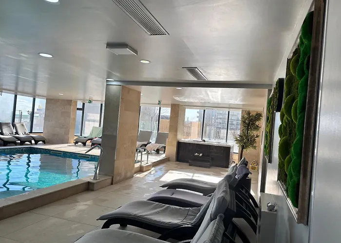 Seaside - Pool & Lejlighed