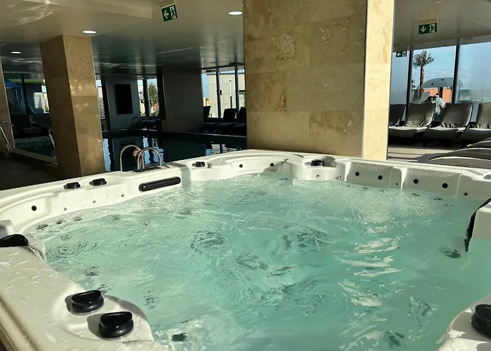 Seaside - Pool & Lejlighed *